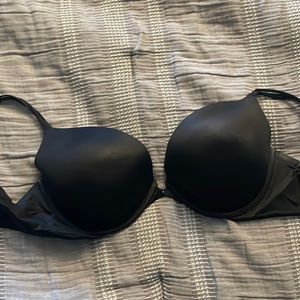 Victoria’s Secret Very Sexy Push up bra